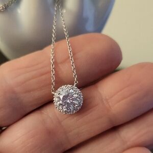 Macy's 9.25 Silver Chain With Halo Cubic Zirconia Crystal Pendant